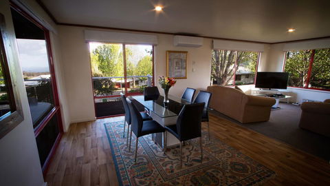 Karri Mia Chalets And Studios - Accommodation BNB 13