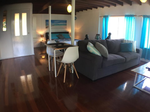 High Tide At Emerald - Accommodation BNB 10