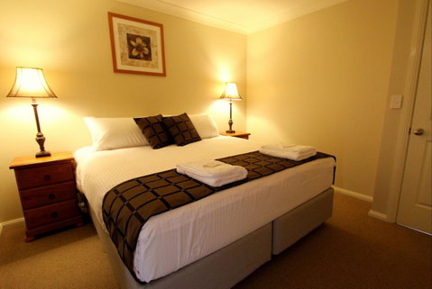 Colonial Court Villas - Accommodation BNB 24
