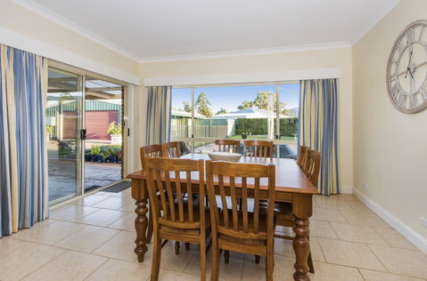 Colonial Court Villas - Accommodation BNB 15