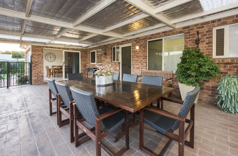 Colonial Court Villas - Accommodation BNB 5
