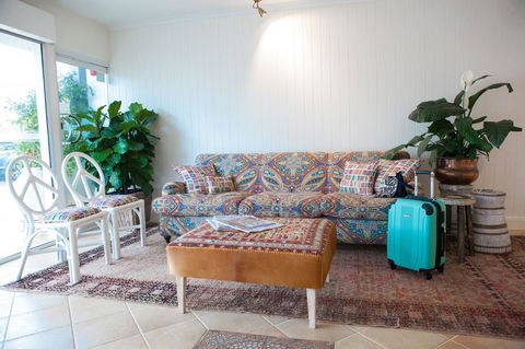 The Lord Byron - Accommodation BNB 19