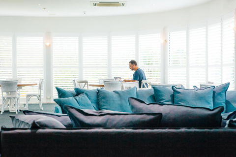 The Lord Byron - Accommodation BNB 18