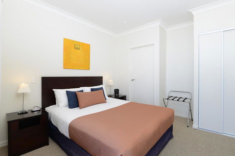 Macquarie Waters Boutique Apartment Hotel - Accommodation BNB 12