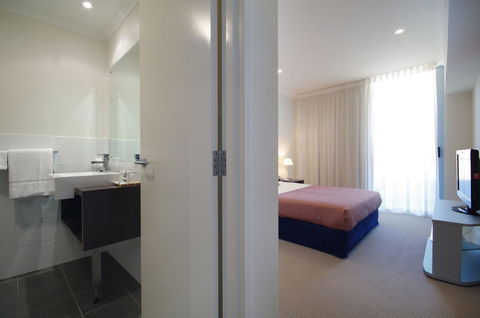 Macquarie Waters Boutique Apartment Hotel - Accommodation BNB 22