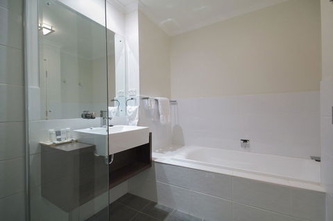Macquarie Waters Boutique Apartment Hotel - Accommodation BNB 20