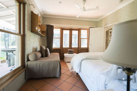 Thistle Hill Guesthouse - Walk To Many Wineries And Restaurants - Accommodation BNB 36