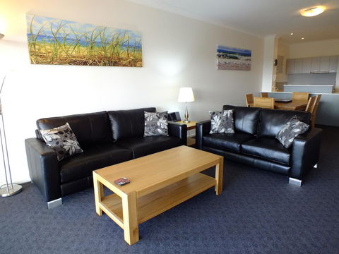 Pacific Marina Apartments - Accommodation BNB 16