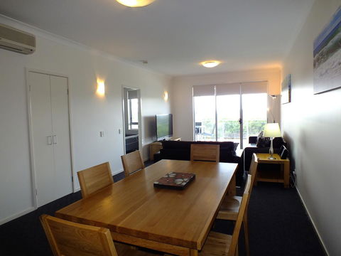 Pacific Marina Apartments - Accommodation BNB 37