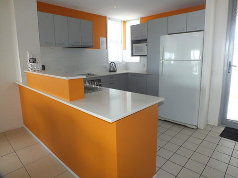 Pacific Marina Apartments - Accommodation BNB 19