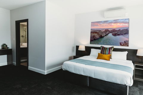 Coniston Hotel Wollongong - Accommodation BNB 2
