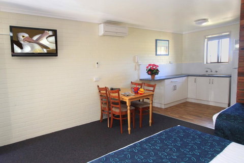 Pelican Motor Inn - Accommodation BNB 37