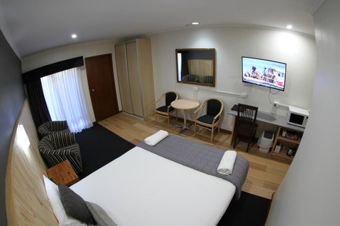 Sleepy Hill Motor Inn - Accommodation BNB 16