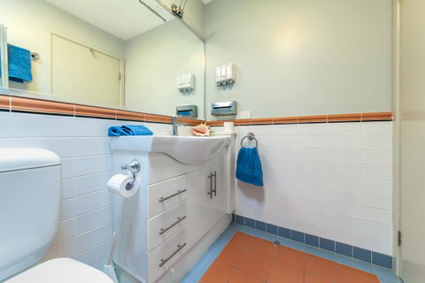 Condo 105 @ Horizons Golf Resort - Salamander Bay NSW - Accommodation BNB 21