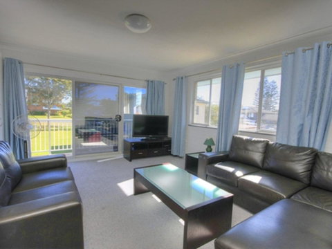 45 Wharf Street - Whole House - Accommodation BNB 0