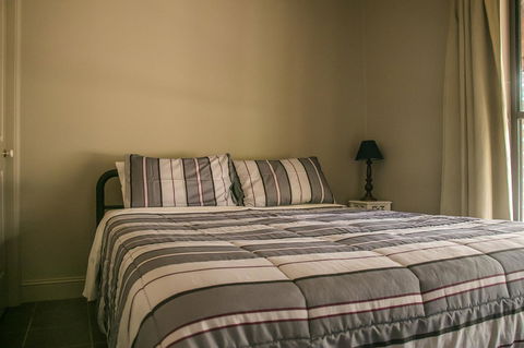 Ironstone Estate Lovedale - Accommodation BNB 13