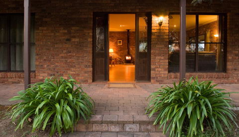 Ironstone Estate Lovedale - Accommodation BNB 38