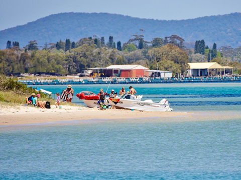 Oxley 8 At Tuncurry - Accommodation BNB 6