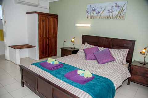 Sinclairs Country Retreat - Accommodation BNB 24