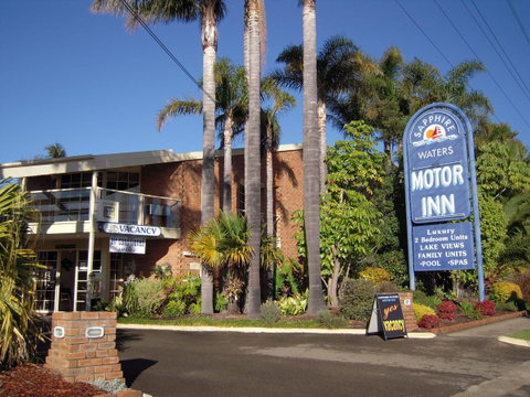 Sapphire Waters Motor Inn - Accommodation BNB 38