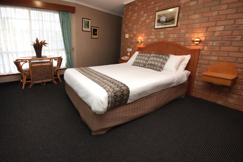 Sapphire Waters Motor Inn - Accommodation BNB 16
