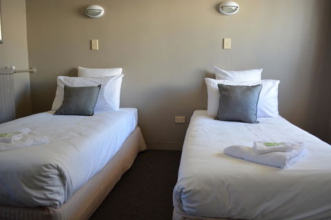 Commercial Hotel Motel Lithgow - Accommodation BNB 30