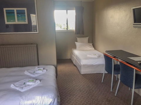 Commercial Hotel Motel Lithgow - Accommodation BNB 11