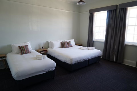 Rosehill Hotel - Accommodation BNB 0