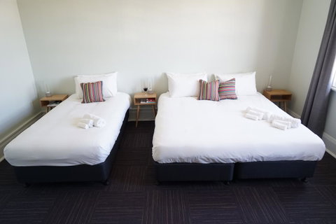 Rosehill Hotel - Accommodation BNB 2