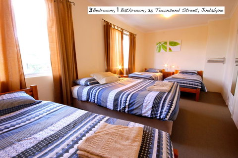 Full Circle Apartments - Accommodation BNB 22