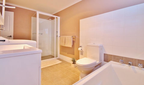 Full Circle Apartments - Accommodation BNB 20
