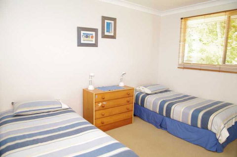 Coastwatch, 26 Comara Terrace - Accommodation BNB 8