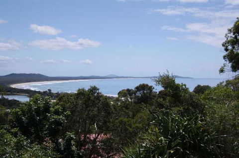 Coastwatch, 26 Comara Terrace - Accommodation BNB 0