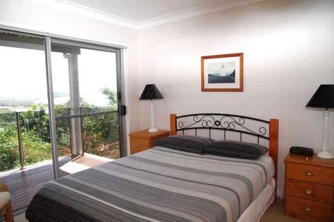 Coastwatch, 26 Comara Terrace - Accommodation BNB 5
