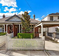 Drummoyne 3 Bedroom Home 62ALE - Accommodation BNB