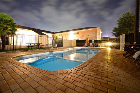 Winning Post Motor Inn - Accommodation BNB 0