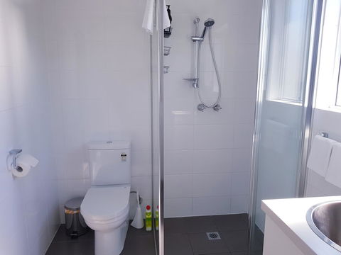 BookerBay Retreat! - Accommodation BNB 10