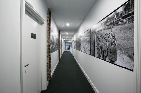 The Lucky Hotel - Accommodation BNB 32