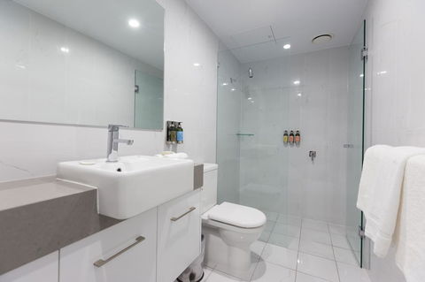 The Lucky Hotel - Accommodation BNB 5