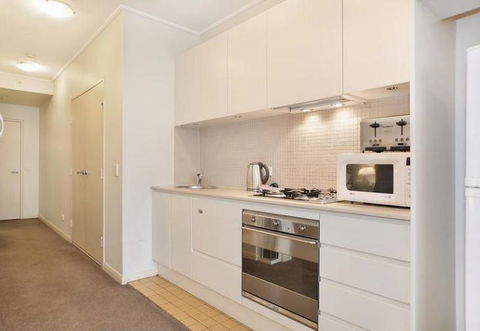Wyndel Apartments - Apex North Sydney - Accommodation BNB 12
