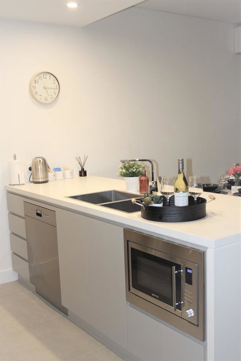 Stunning Views Sydney Olympic Park - Accommodation BNB 9