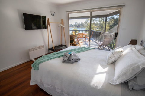 Urunga Riverview - Accommodation BNB 1