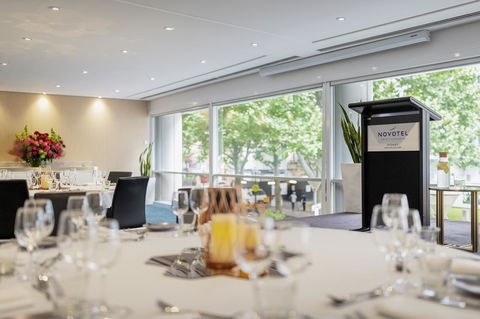 Novotel Sydney Darling Square - Accommodation BNB 24