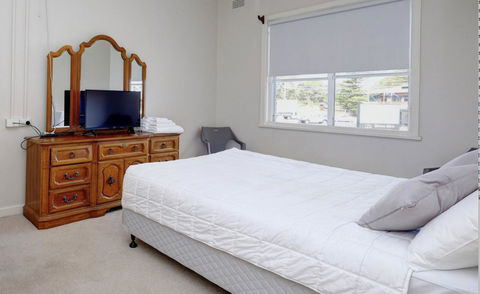Lakes And Ocean Hotel Forster - Accommodation BNB 1