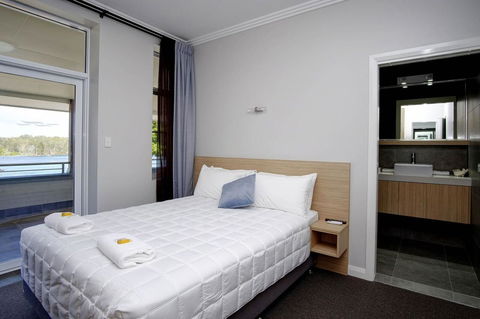 Lakes And Ocean Hotel Forster - Accommodation BNB 25