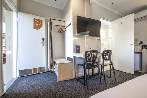 Nightcap At Colyton Hotel - Accommodation BNB 40