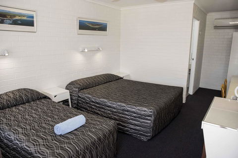 Coastal Bay Motel - Accommodation BNB 31