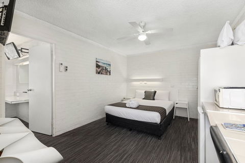 Coastal Bay Motel - Accommodation BNB 16