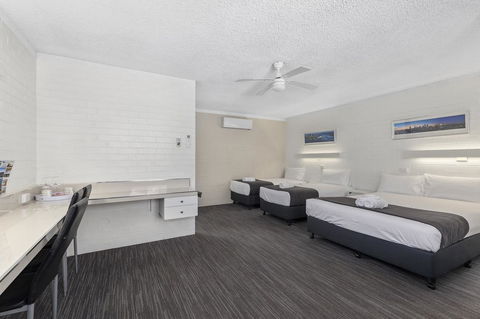 Coastal Bay Motel - Accommodation BNB 11