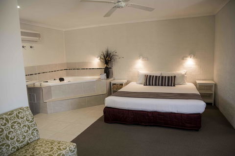 Coastal Bay Motel - Accommodation BNB 26